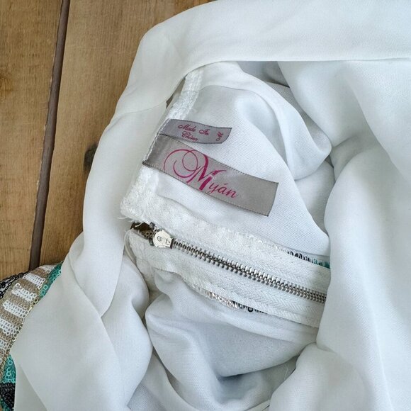 Myan Sequin Dress Southwestern White Gold Green Black M - Picture 9 of 9